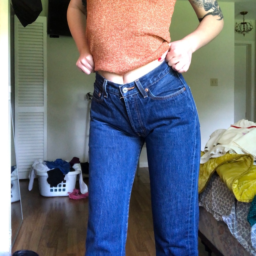 Vintage Levi’s 30x30 Dark Rinse Straight Leg 90s